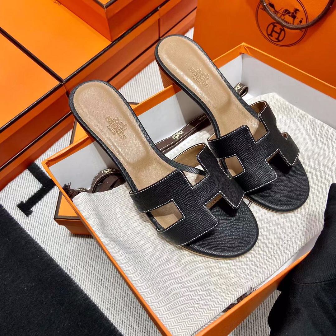 에르메스 올수공 오아시스 슬리퍼 샌들 앱송 62